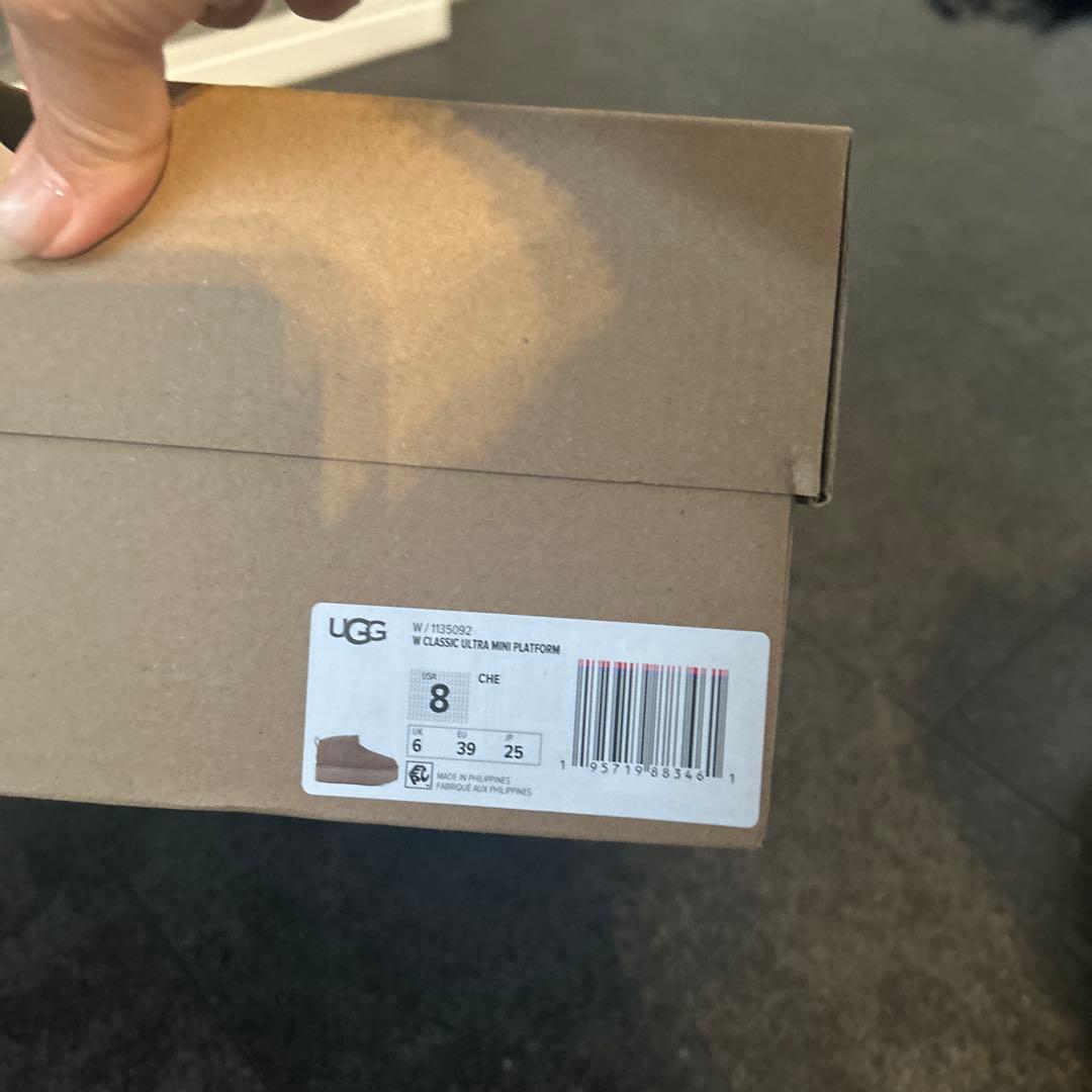 UGG クラシックウルトラミニ　8 25cm