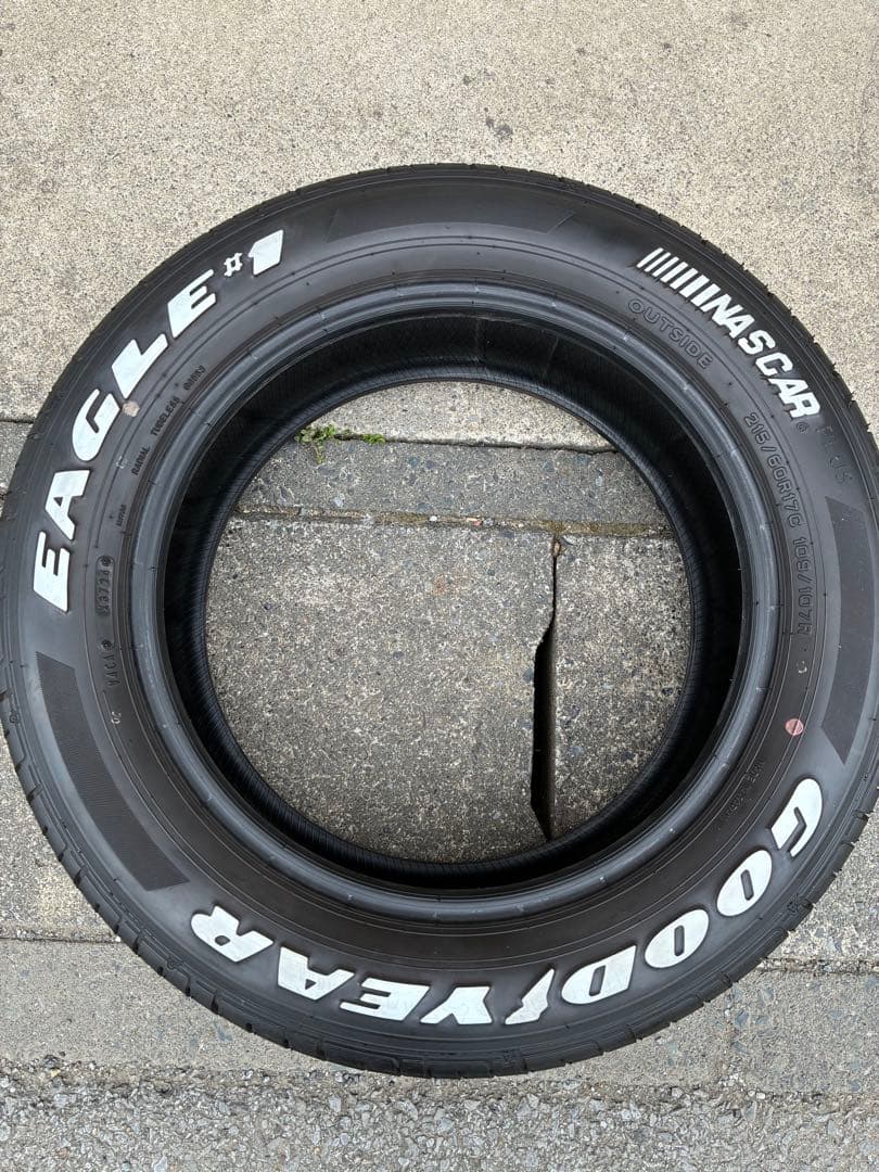 【送料込】バリ山 24年 215/60R17C 109/107R ハイエース