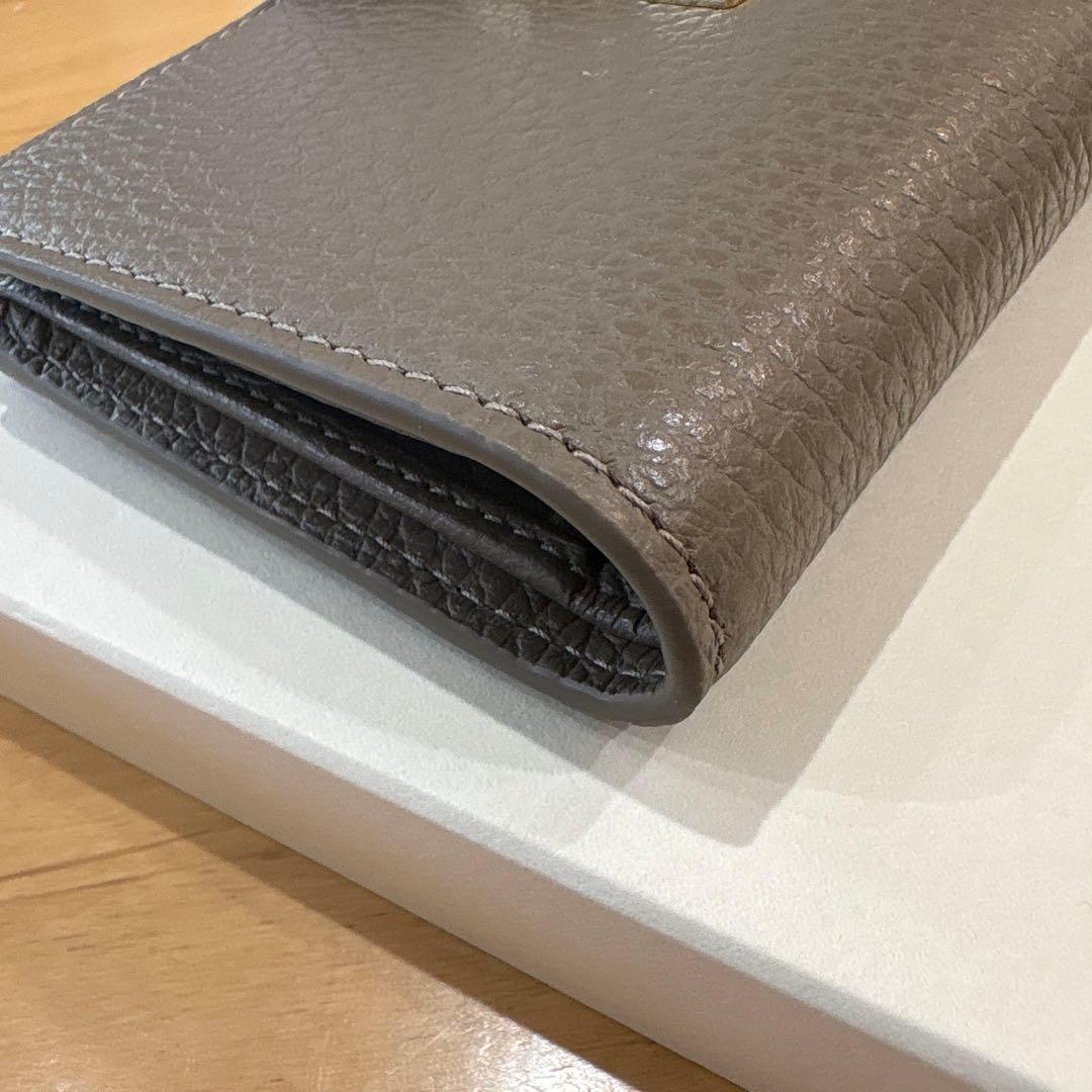 IACUCCI アバ ハーフウォレット CERVO グレイッシュベージュ 本革