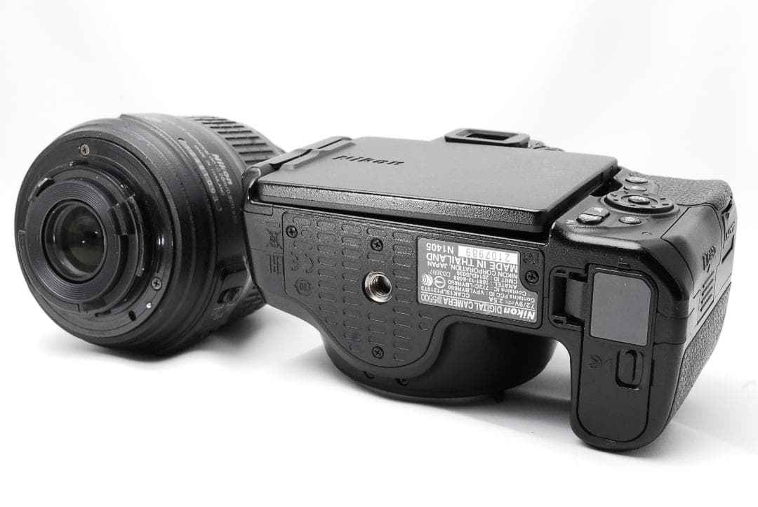 Nikon D5500 Wi-Fi転送機能搭載 自撮り ニコン 一眼レフカメラ