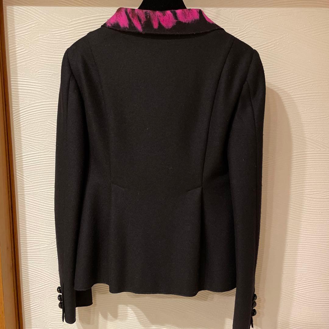 タグ付きモスキーノジャケット42定価189,000円