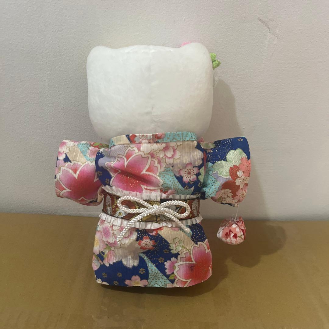 ハローキティ 京都西陣織金襴　着物 ぬいぐるみ