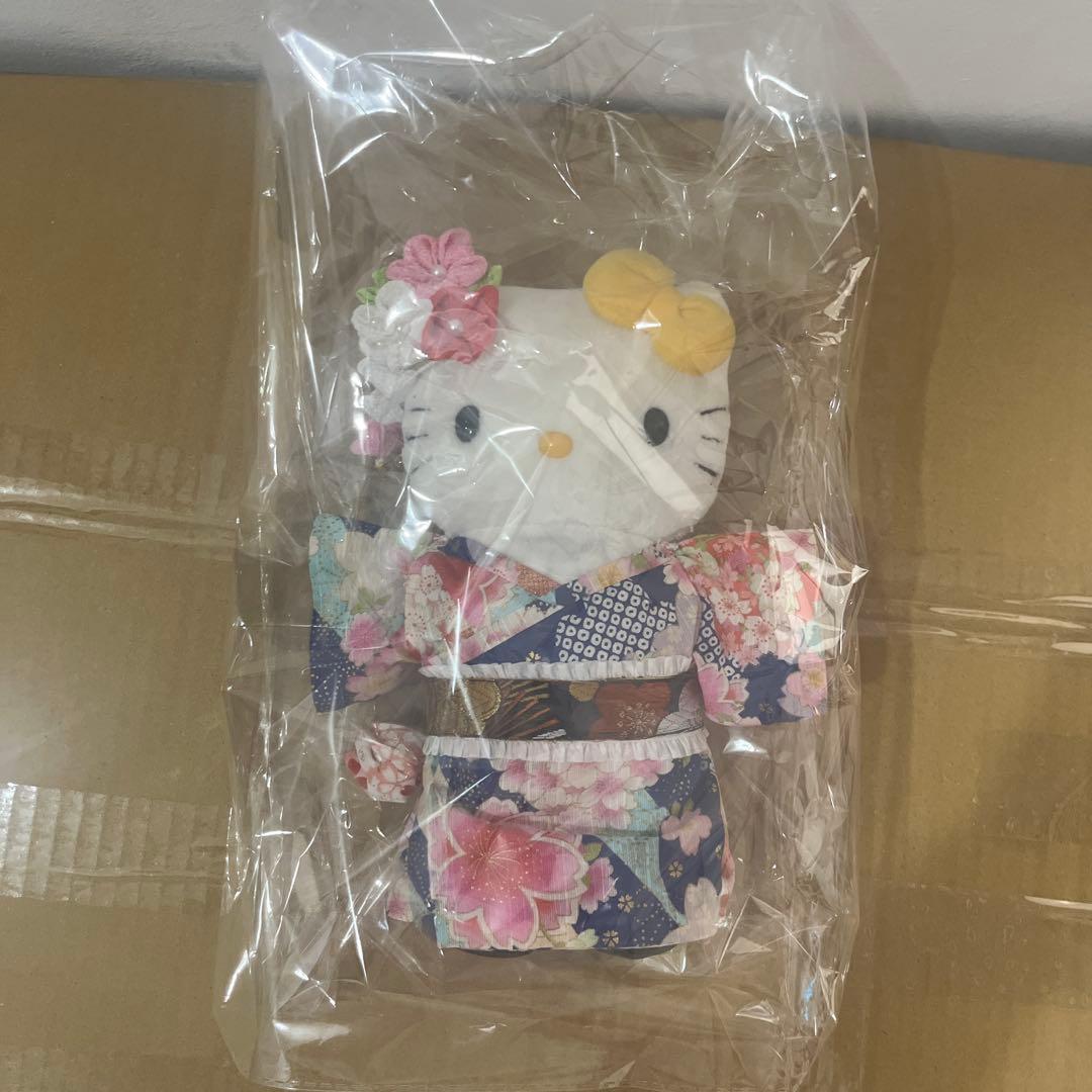ハローキティ 京都西陣織金襴　着物 ぬいぐるみ