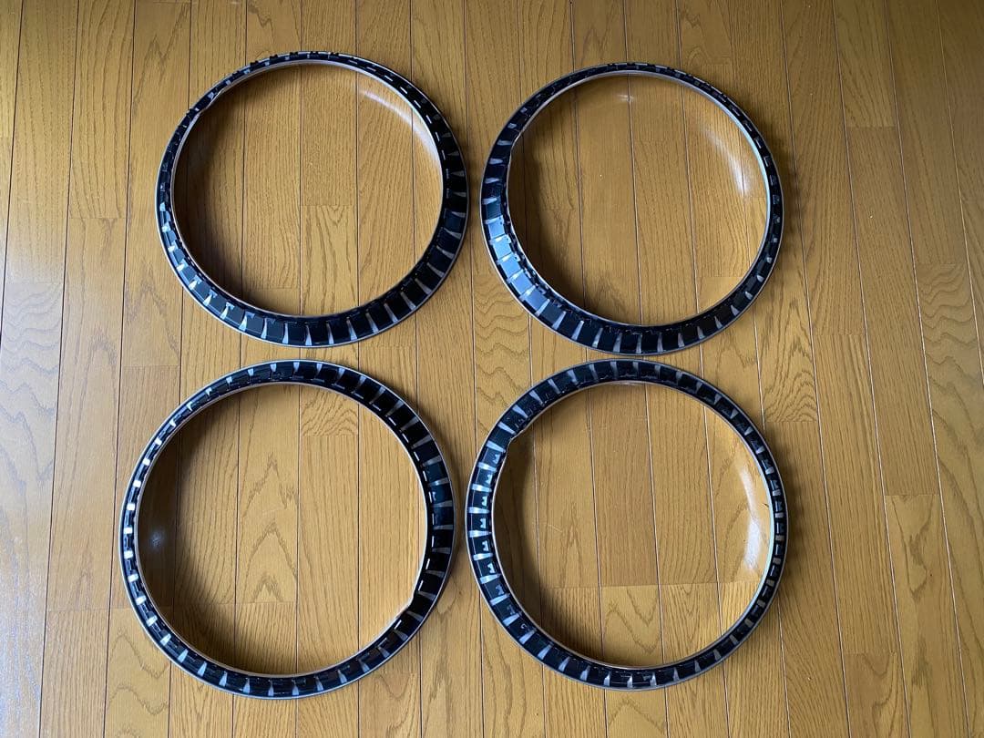 ムーンアイズ ステンレストリム 15インチ　4枚SET