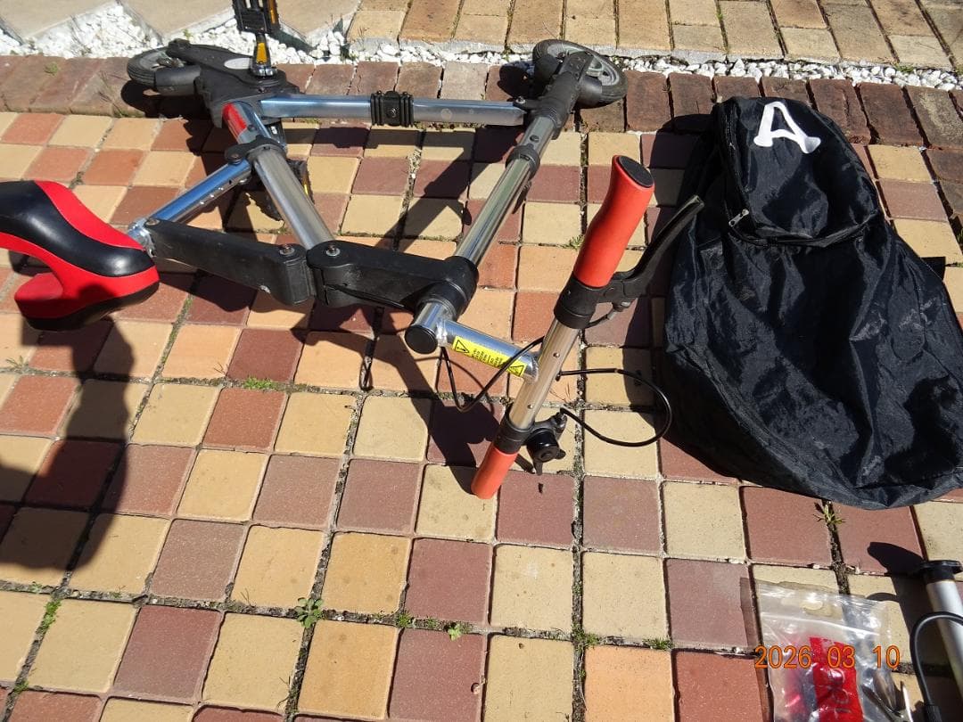 A-bike 折りたたみ自転車 8インチブラック レッド　s660