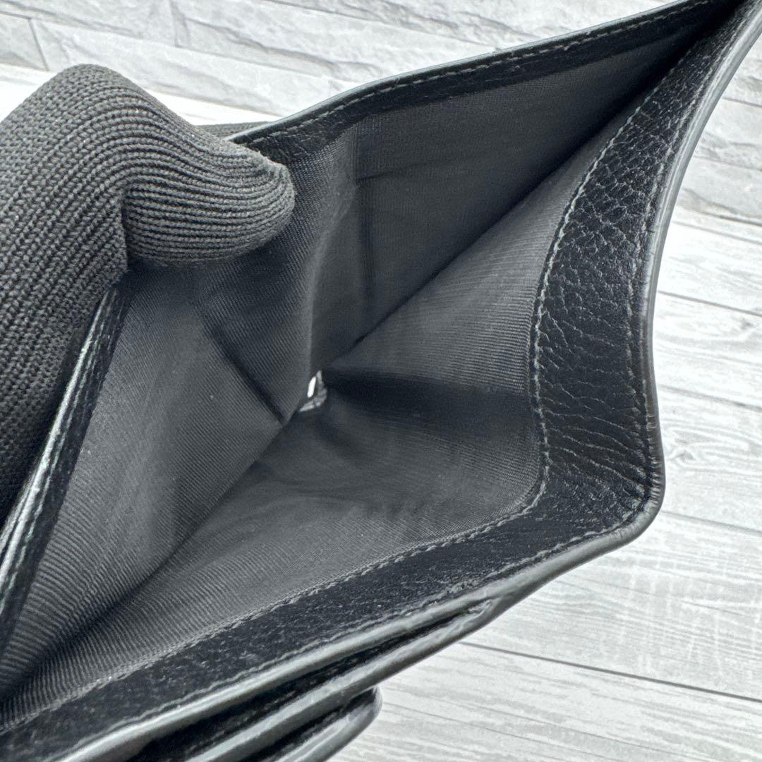 【美品】GUCCI　インターロッキング　二つ折り財布　ブラック　レザー