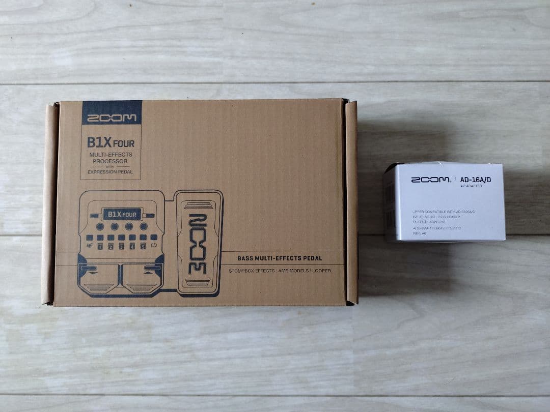 【純正アダプター付き】　ZOOM　B1X FOUR　ベース用マルチエフェクター