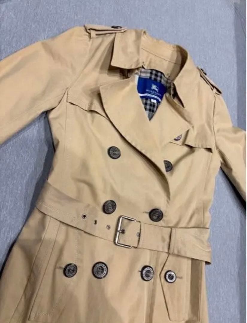 BURBERRY ブルーレーベル　ベージュ トレンチコート