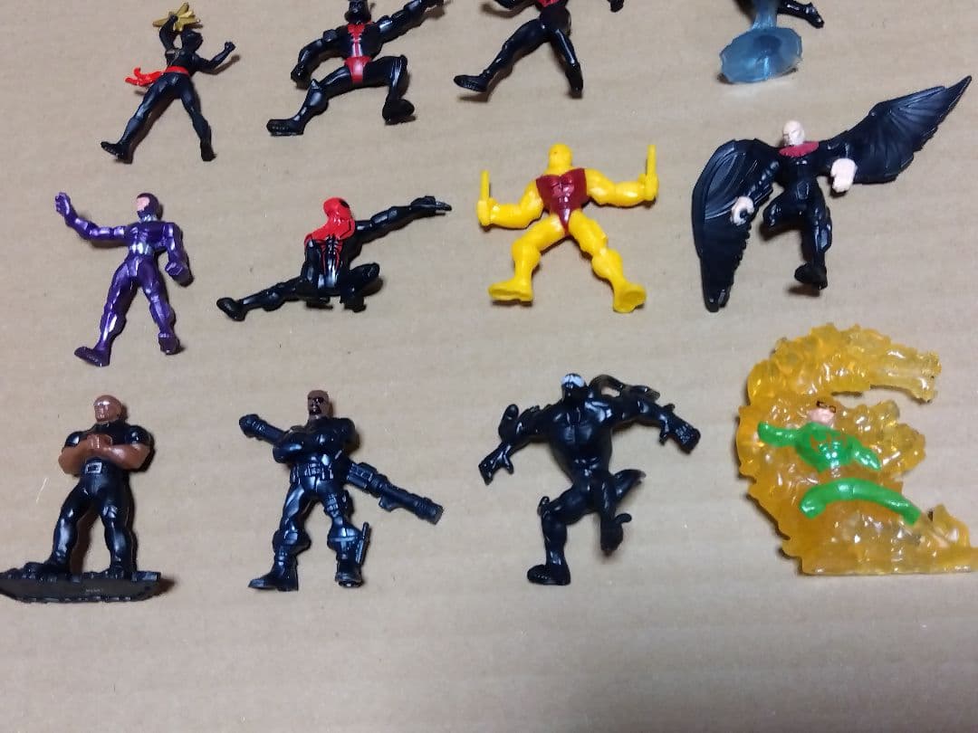 MARVEL500　フィギュア 32 アメコミ　スパイダーマン　ヴェノム