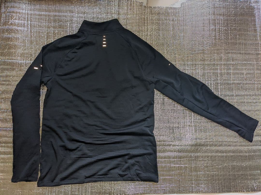Nike ストライド ランニングトップ Mサイズ黒【新品・4,931円OFF】