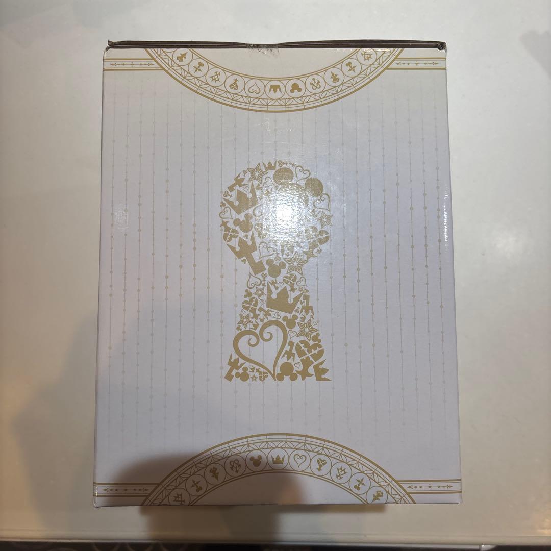 【新品・未開封】キングダムハーツ一番くじA賞 ソラ＆ロクサス スタチュー箱傷み