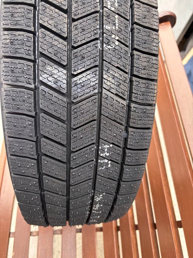 スタッドレスタイヤ4本　ブリヂストンブリザック WZ-1 205/60R16