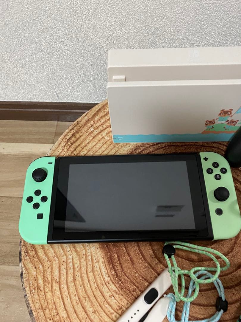 Nintendo Switch ニンテンドースイッチ本体　GRN 箱無し