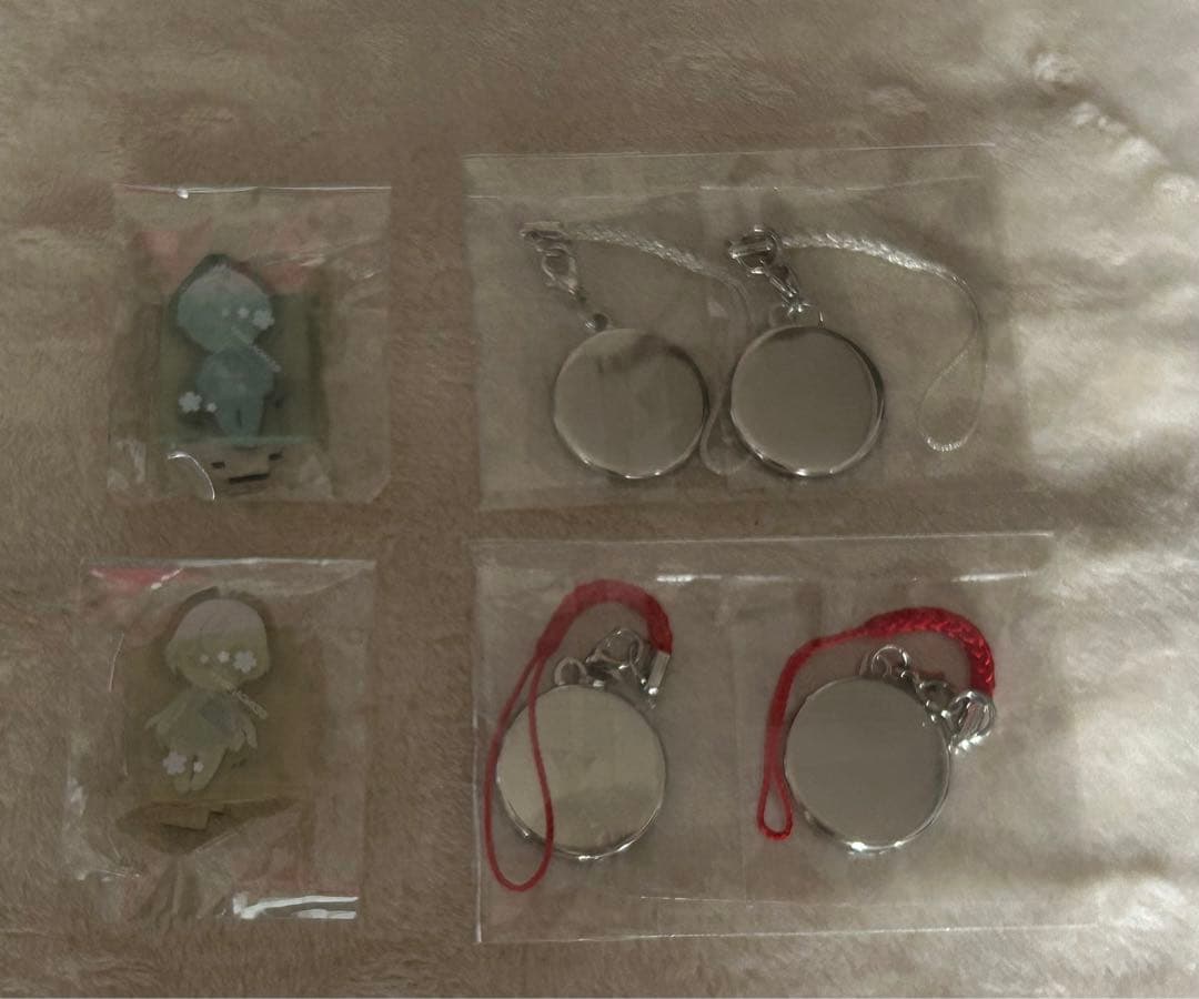 【匿名配送】刀剣乱舞　髭切　膝丸 グッズ　キーホルダー　クリアファイル　メモ帳