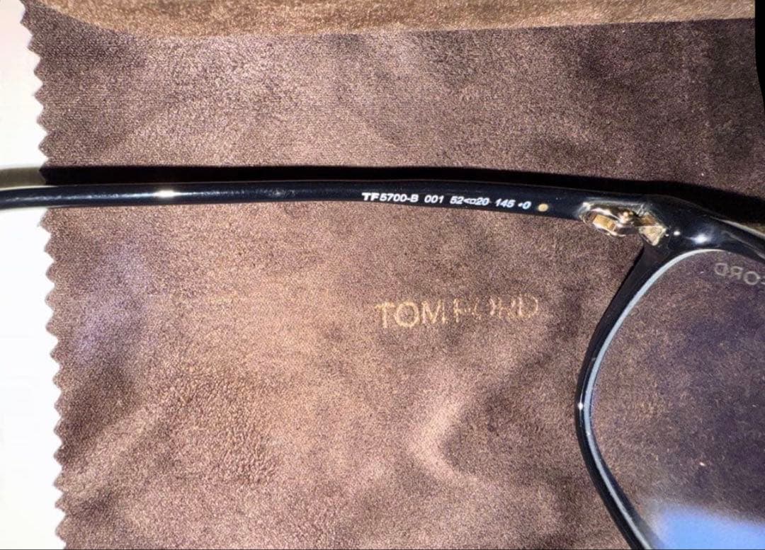 ✨TOM FORD TF5700-B 001 伊達メガネ サングラス 最終価格