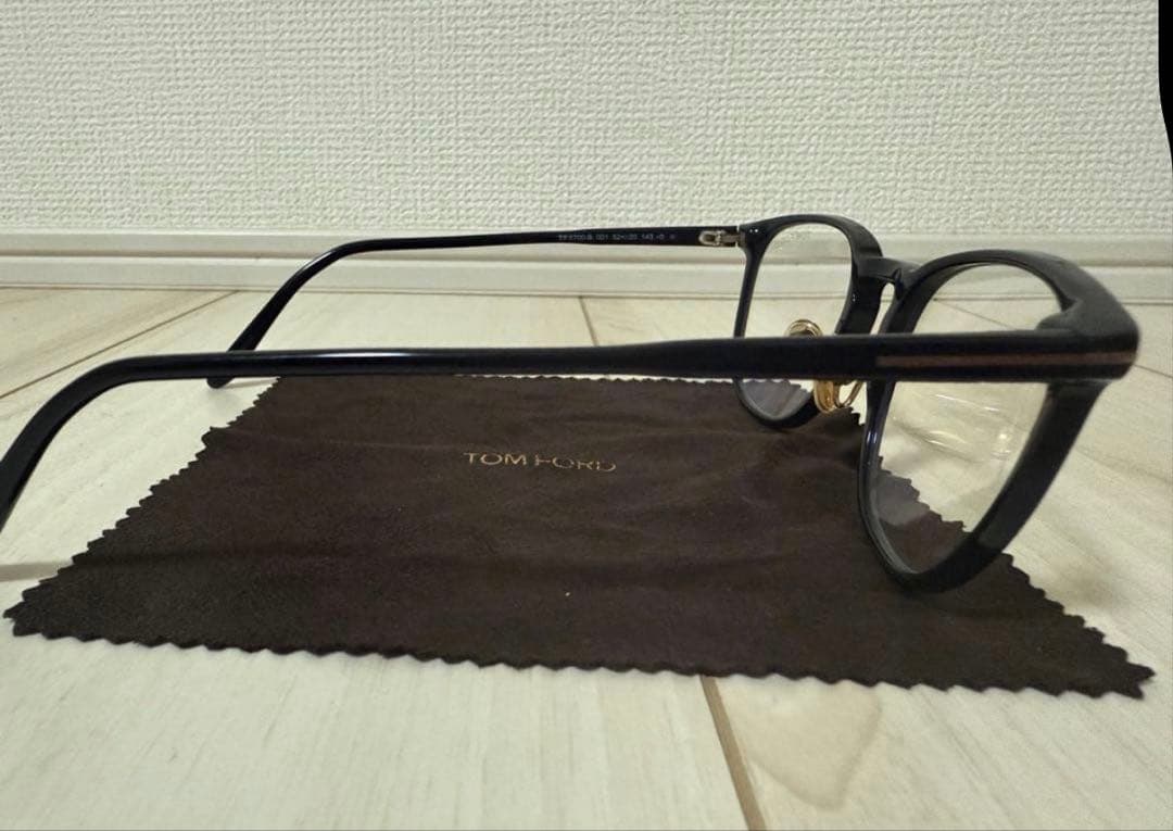 ✨TOM FORD TF5700-B 001 伊達メガネ サングラス 最終価格