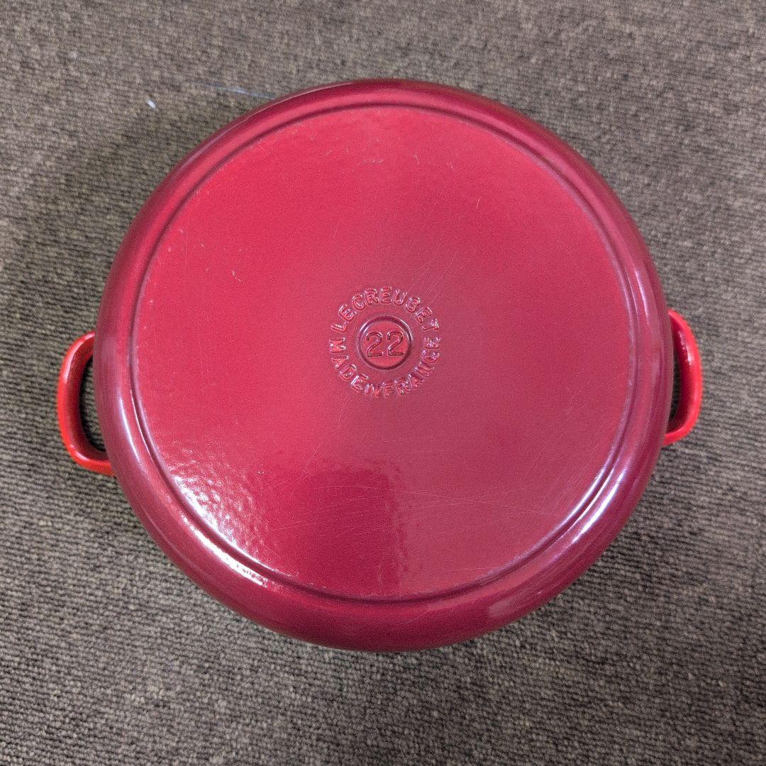 LE CREUSET ２２センチ鍋ココット 人気カラーチェリーレッド