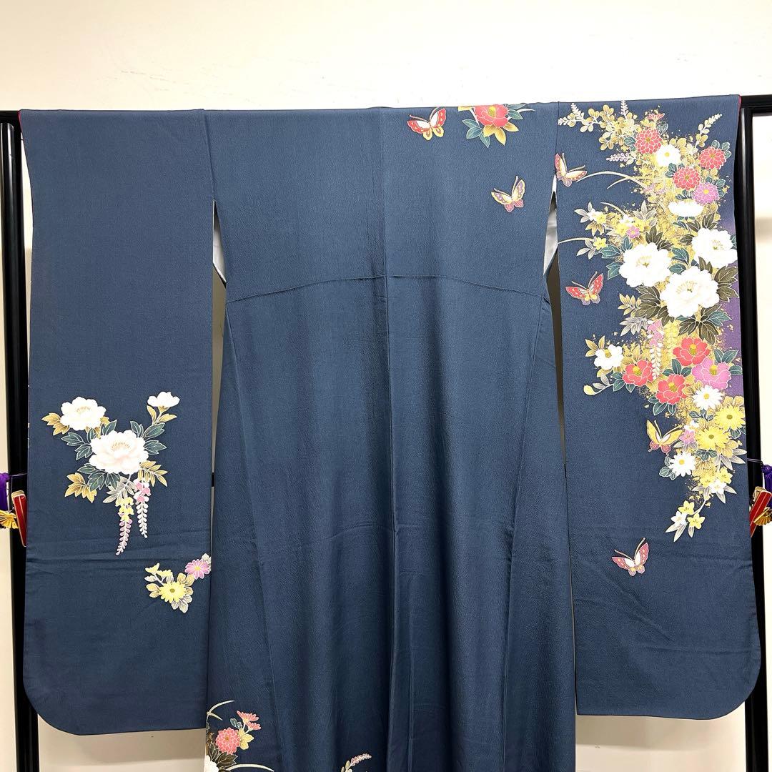 振袖　金彩　牡丹　蝶　藤　菊花　身丈162　裄65　正絹　着物　032tz