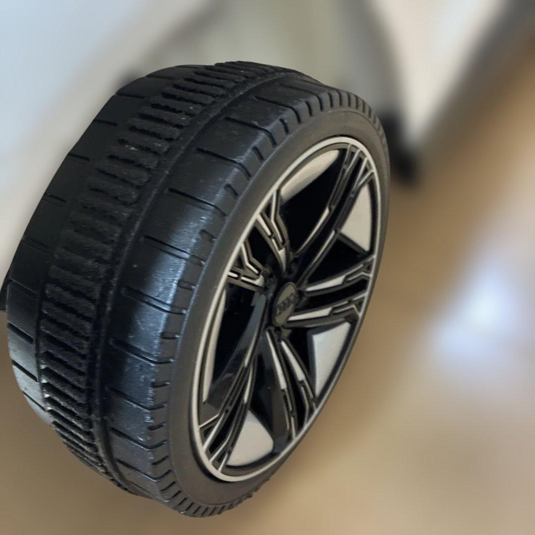 Audi RS e-tron GT 電動カー