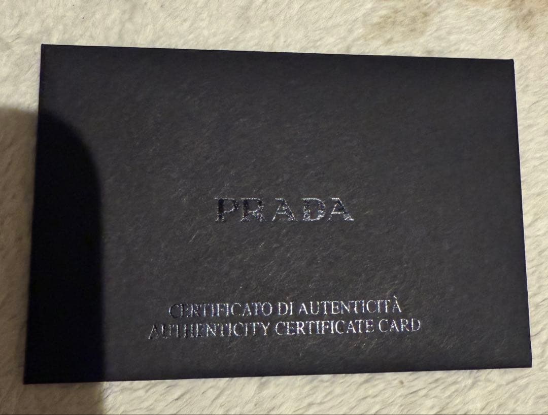 PRADA ブラック レザー 名刺入れ