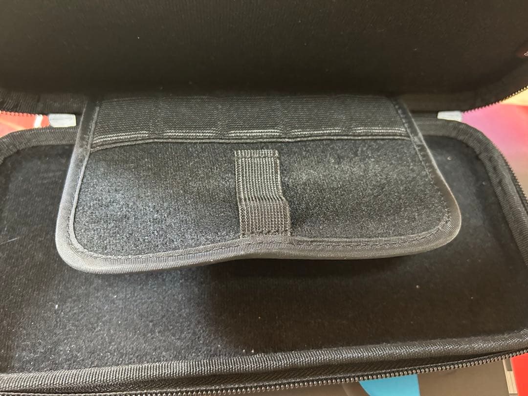 Nintendo Switch 本体箱付き➕ハードケース付き