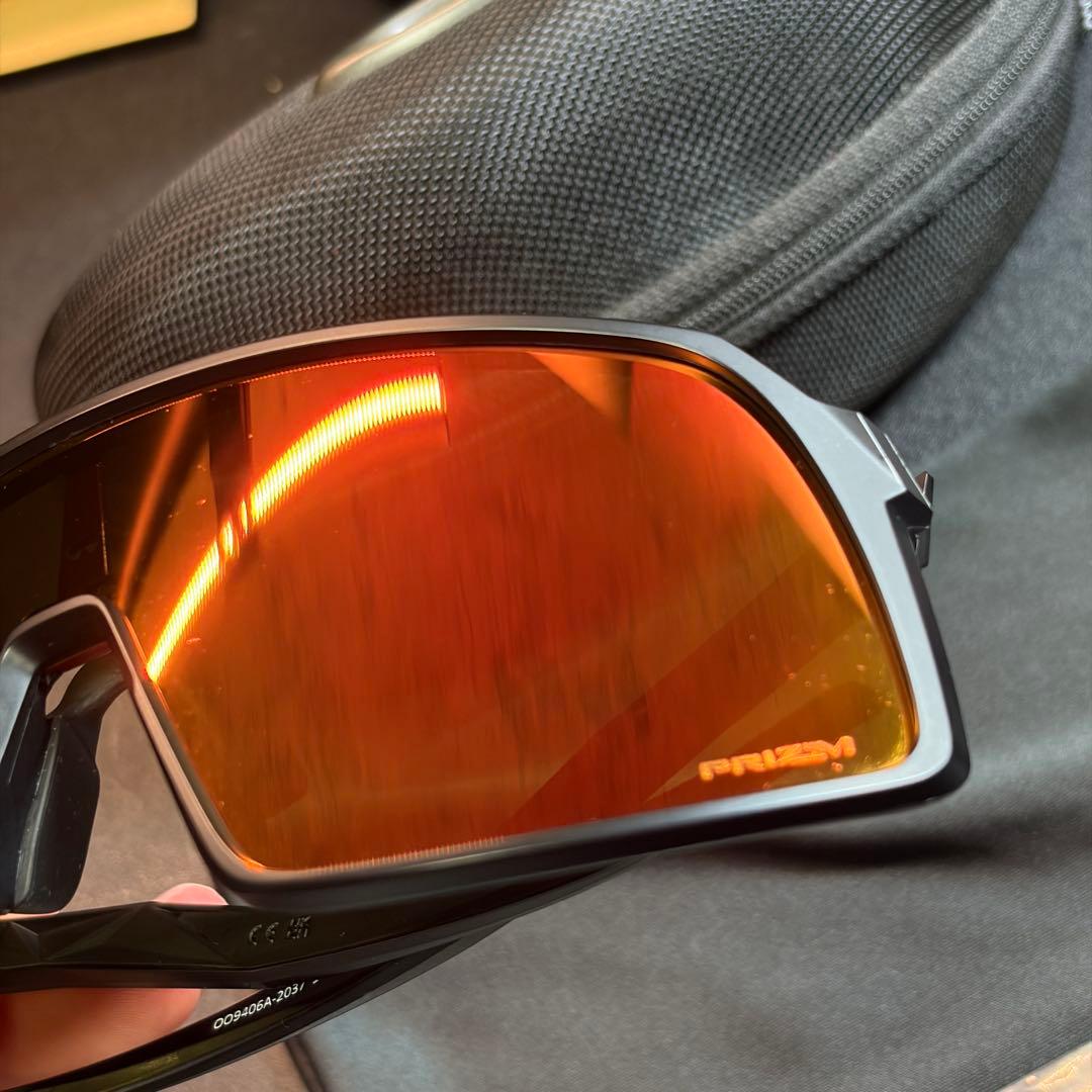 Oakley Sutro スポーツサングラス 【スートロ】　レッド
