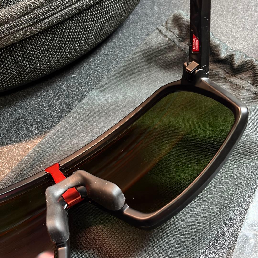 Oakley Sutro スポーツサングラス 【スートロ】　レッド
