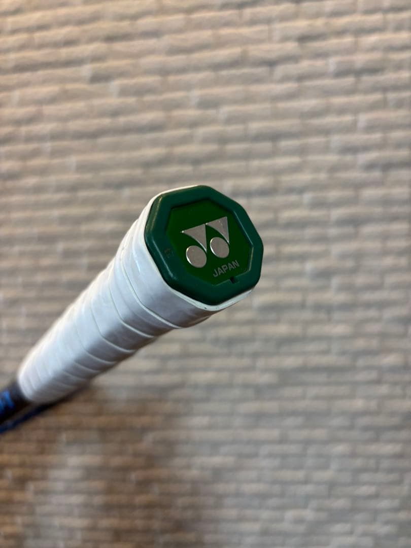 【ガット新品】YONEX EZONE 100 ヨネックス イーゾーン100