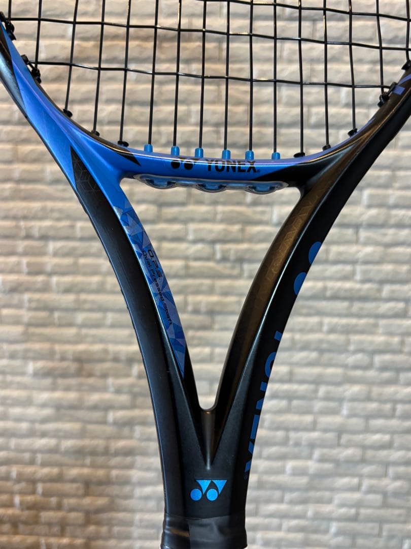 【ガット新品】YONEX EZONE 100 ヨネックス イーゾーン100
