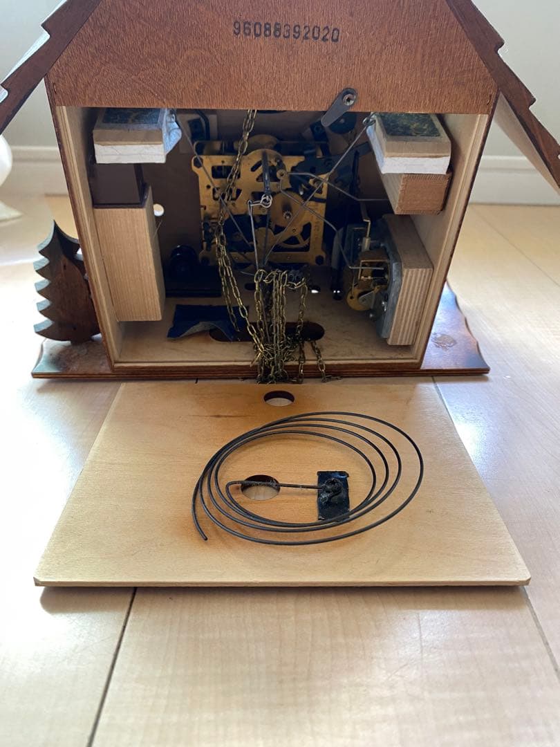 【ジャンク品】ドイツ製 Schneider 鳩時計 Regulaムーブメント