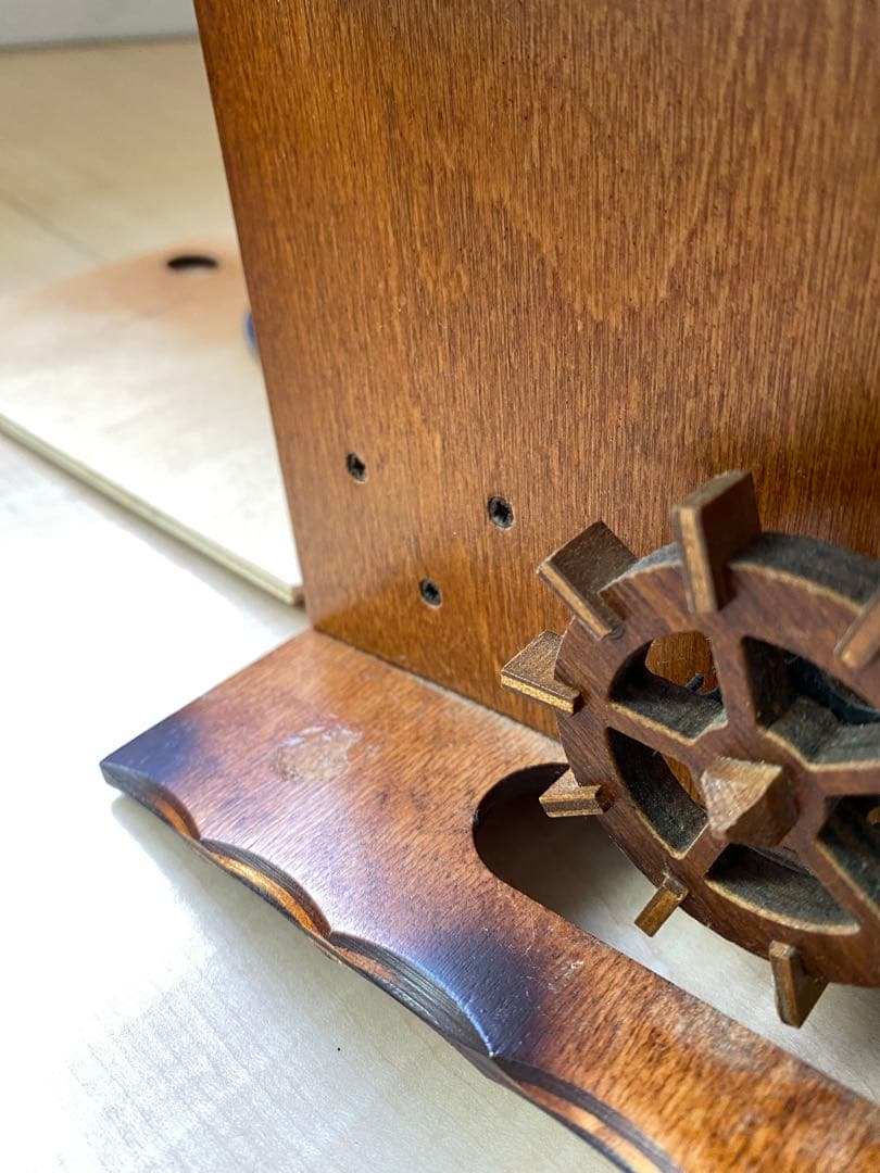 【ジャンク品】ドイツ製 Schneider 鳩時計 Regulaムーブメント