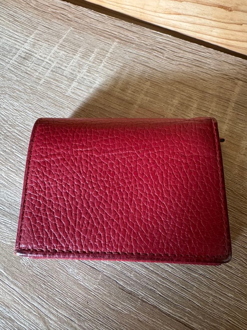 GUCCI マーモント　二つ折り財布　赤