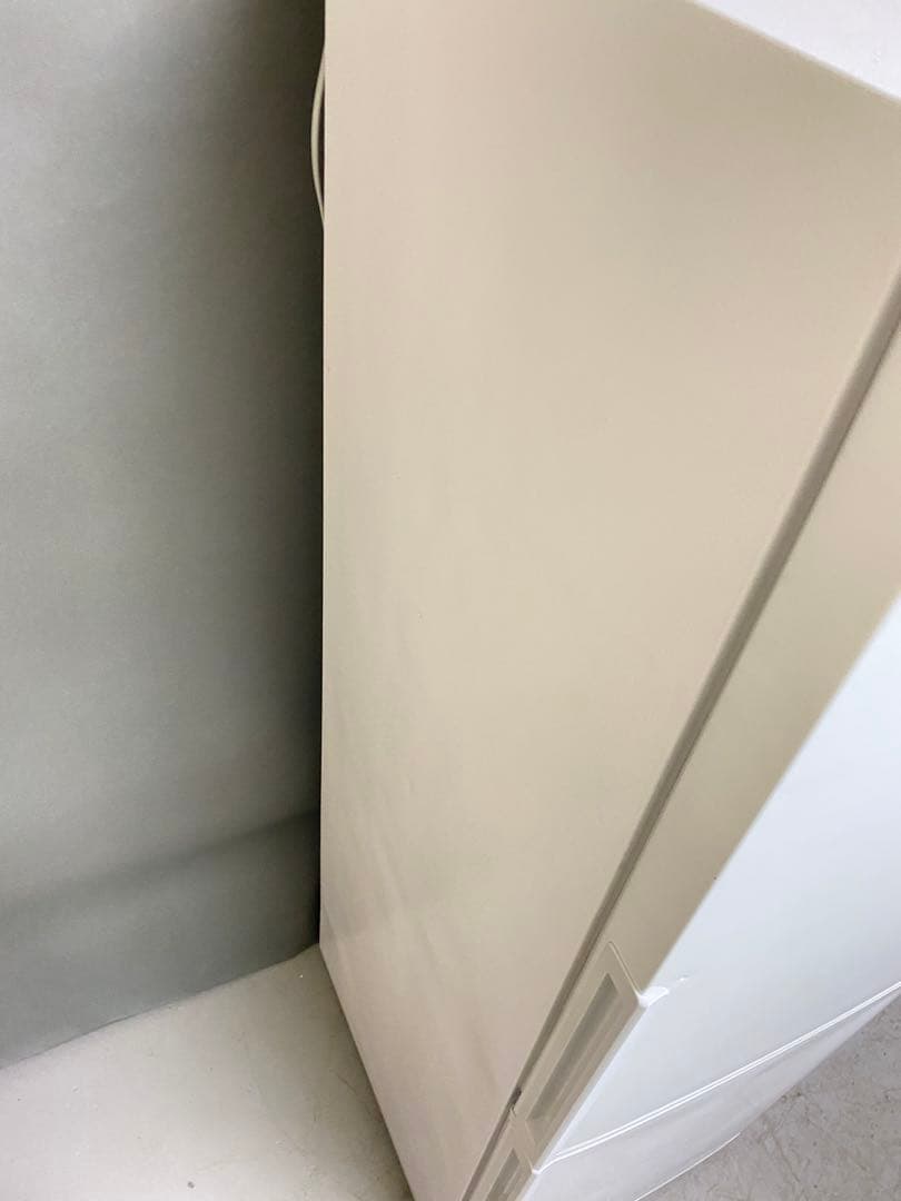 SHARP 冷蔵庫 極美品　310L 右開き 高年式　24製　中型