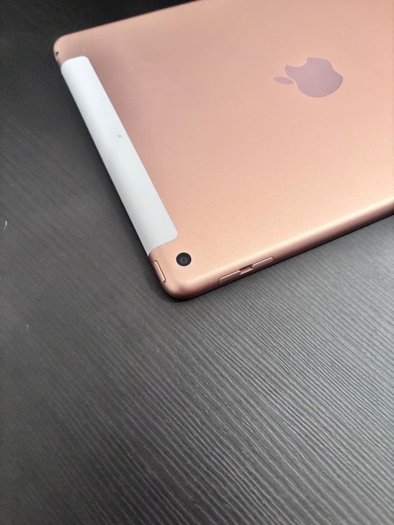 s*u様 iPad 第6世代　wifi ＋ cellular SIMフリー　12