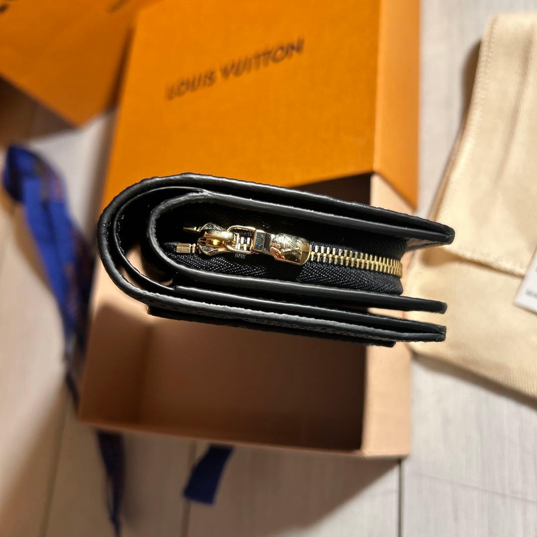 【新品未使用】 Louis Vuitton ポルトフォイユクレア