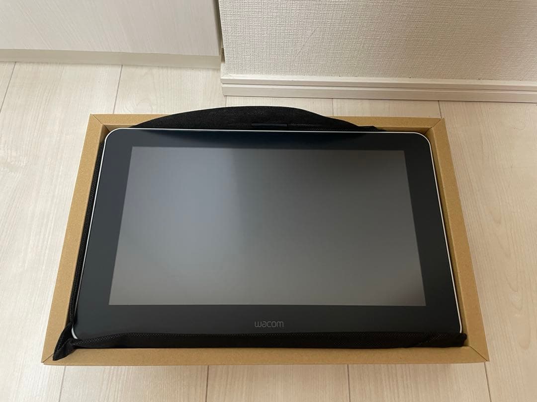【ほぼ未使用】Wacom One Creative Pen Display