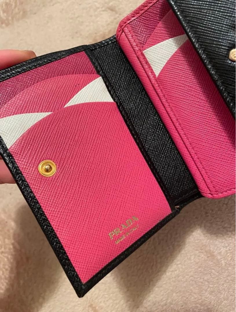 PRADA 折り財布 マルチカラー