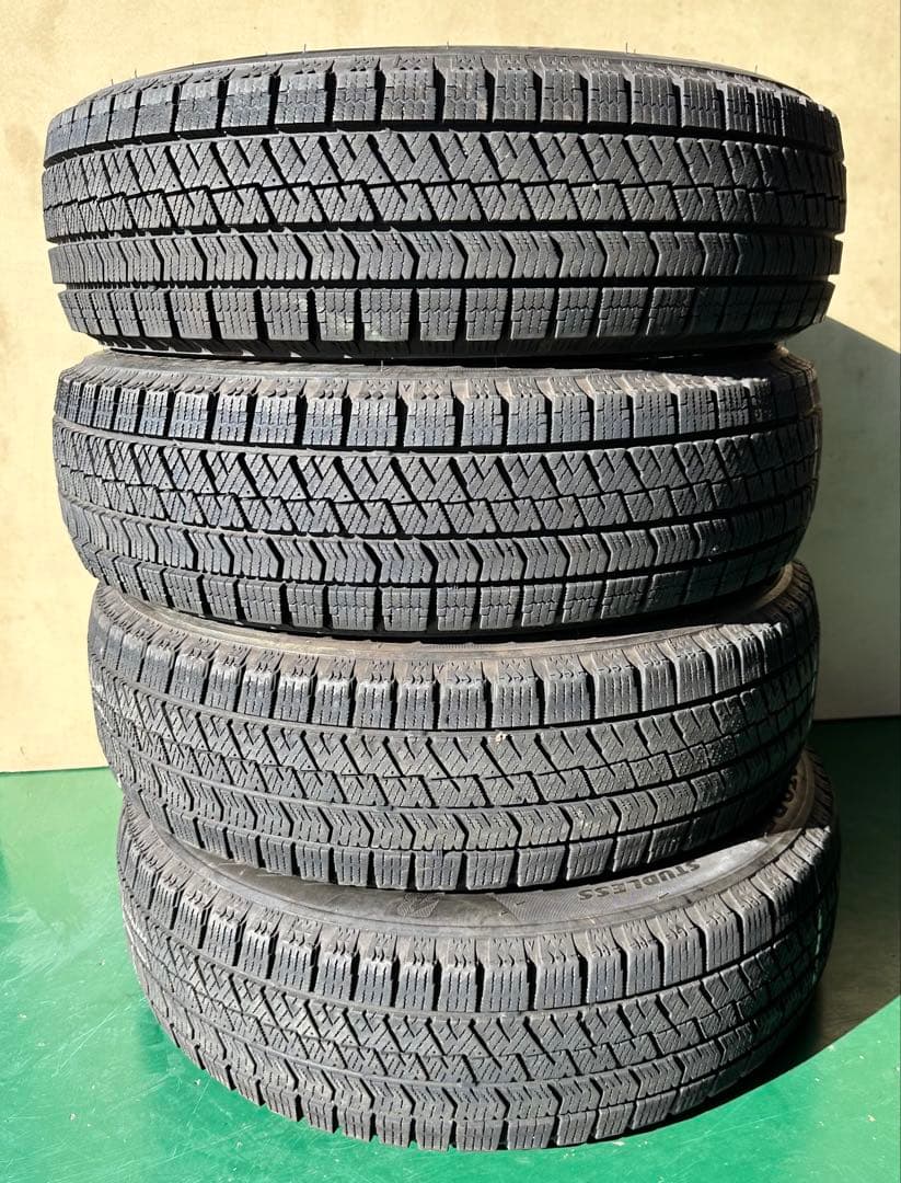 ナオ ブリヂストンBLIZZAK 155/65R14 VRX2 4本