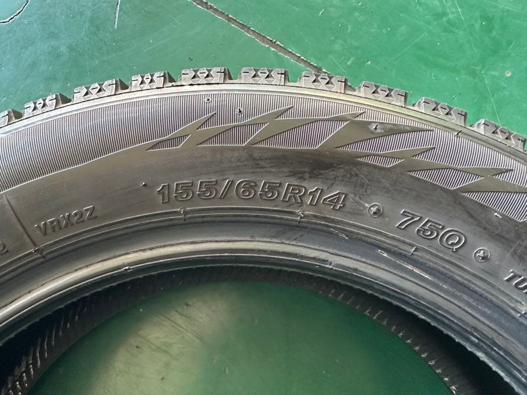 ナオ ブリヂストンBLIZZAK 155/65R14 VRX2 4本