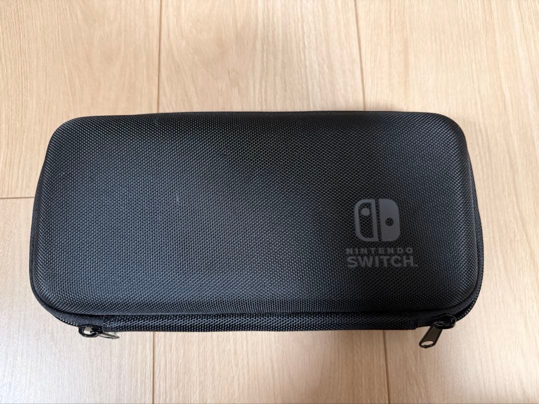 Nintendo Switch 本体＋ケース付き