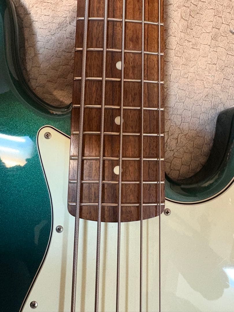 ベース Fender Japan Hybrid 60s JB V SGM