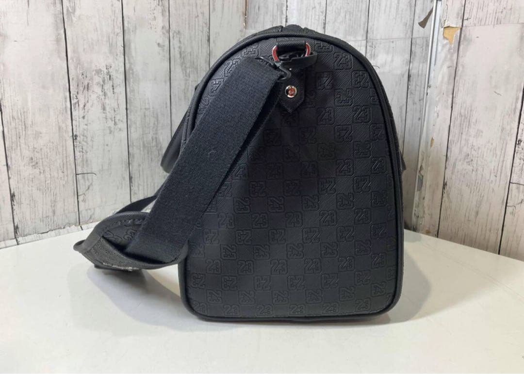 ナイキ　ジョーダン　モノグラム ダッフルバッグ (25L) ブラック