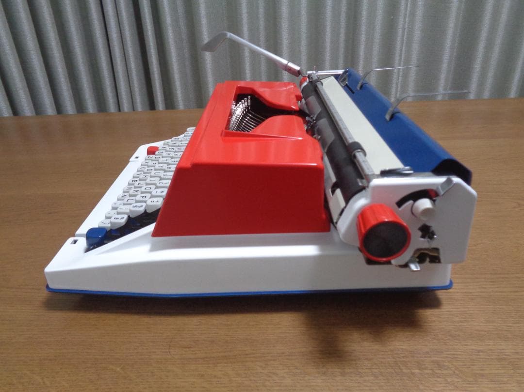 完動品　HERMES 3000 エルメスタイプライター トリコロールカラー