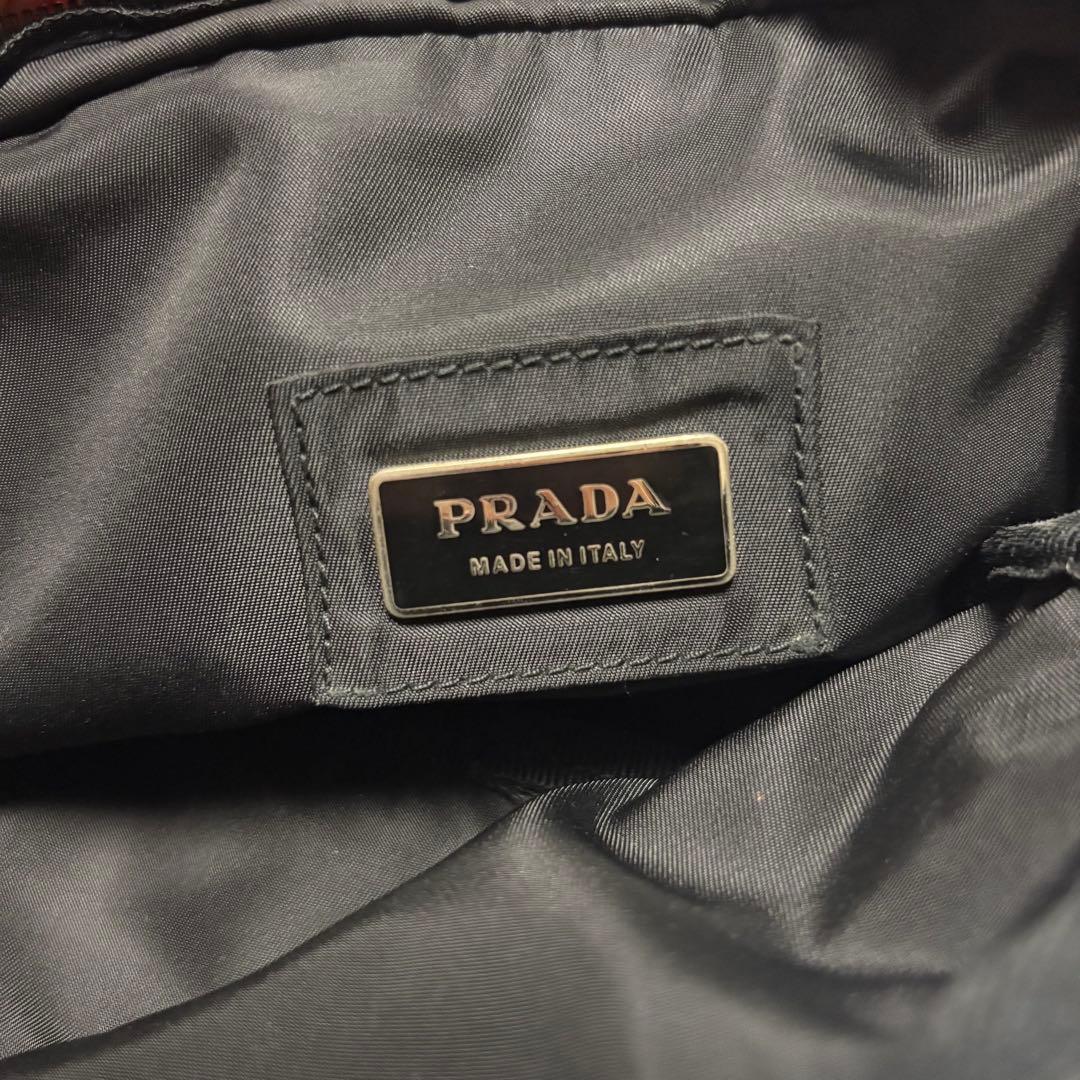 PRADA　ウエストポーチ　ボディバッグ　ブラック
