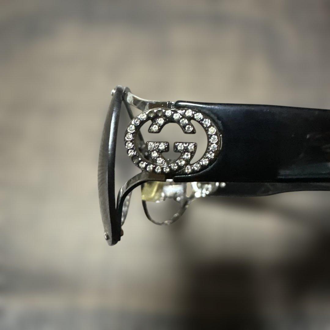 GUCCI サングラス ラインストーンロゴ　ユニセックスサングラス ✨中古品