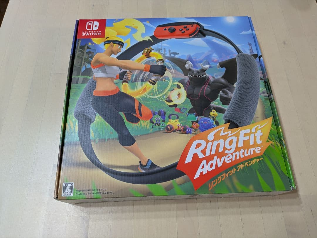 Nintendo Switch 本体 + ソフト４個、コントローラー４個