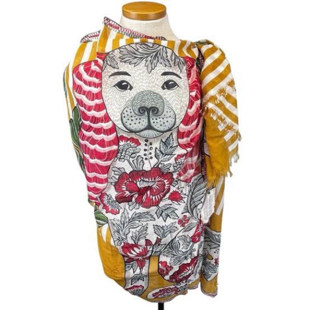 イヌイトゥーシュ　inoutoosh イヌイエディション　ストール 犬と花