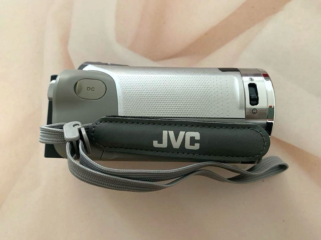 JVC Everio GZ-HM133-S ビデオカメラ
