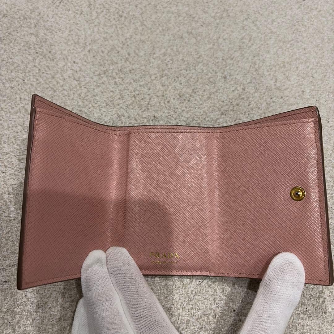PRADA プラダ　ピンク 三つ折り財布