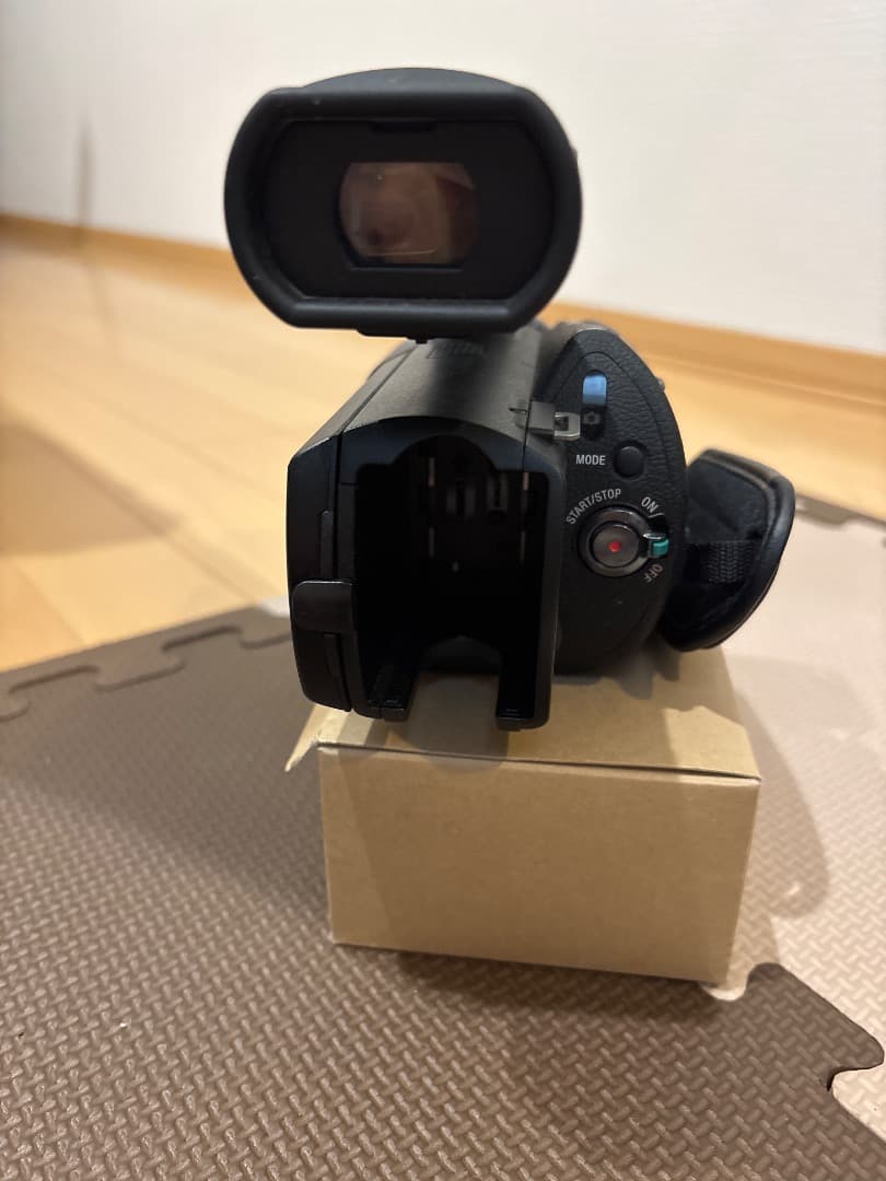 【★ほぼ新品】SONY NEX-VG20 ビデオカメラ 本体